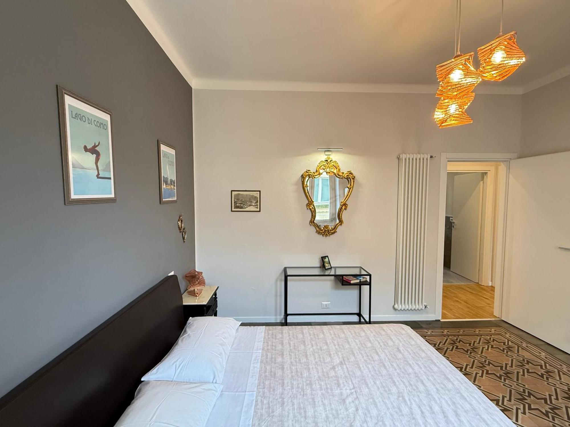Comoluxhouse- Intero Appartamento Bagian luar foto